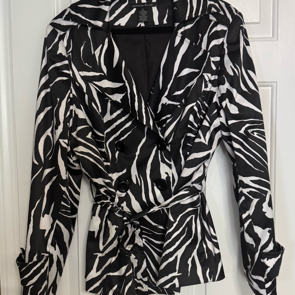 Marina Luna Black and White Zebra Print Blazer